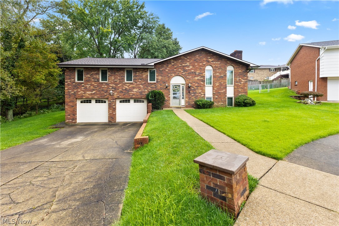 176 Concord Court Property Photo 1