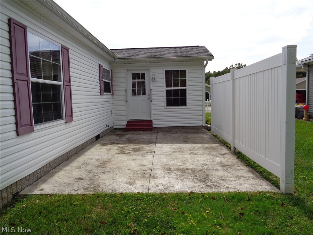 326 Gemini Drive Property Photo 5