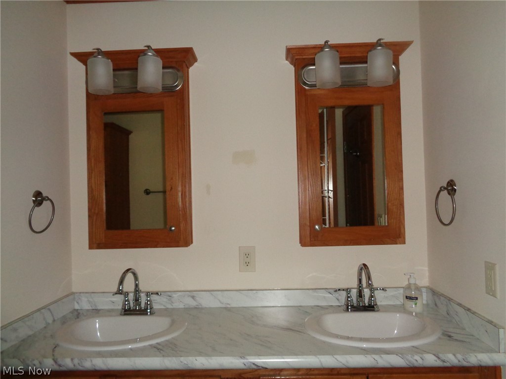 326 Gemini Drive Property Photo 14