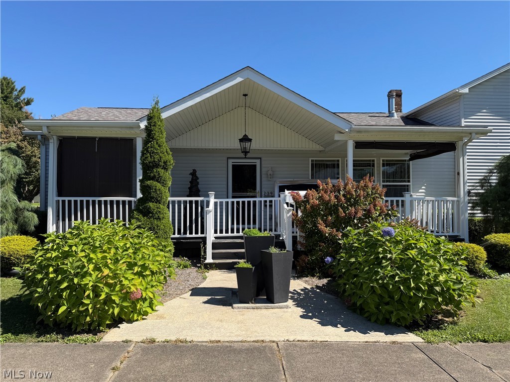 239 Oak Street