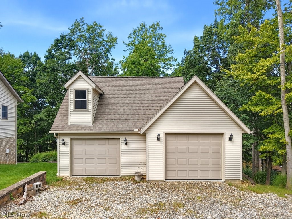 10 Cayuga Trail Property Photo 3