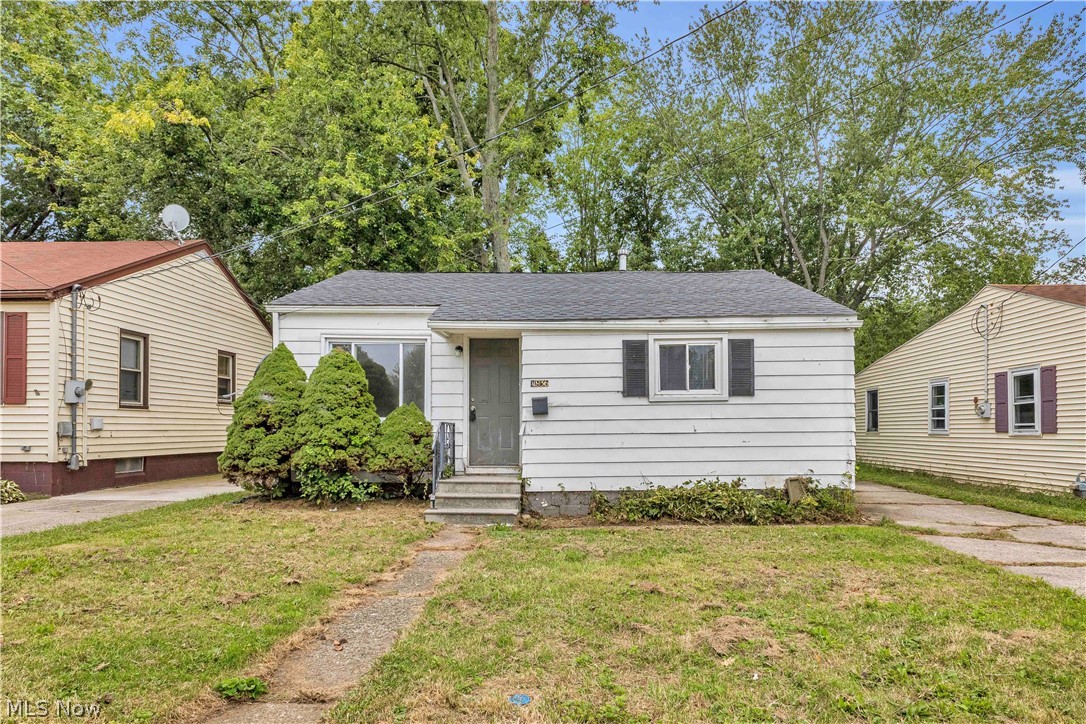 1936 Tait Street Property Photo 1