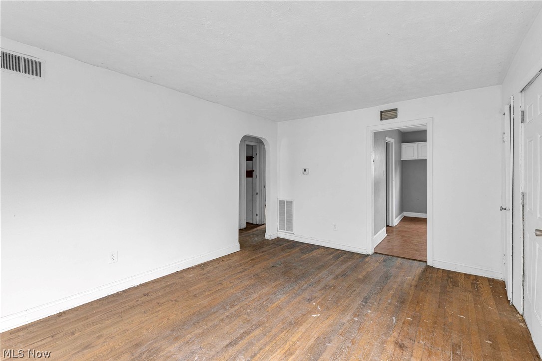 1936 Tait Street Property Photo 4
