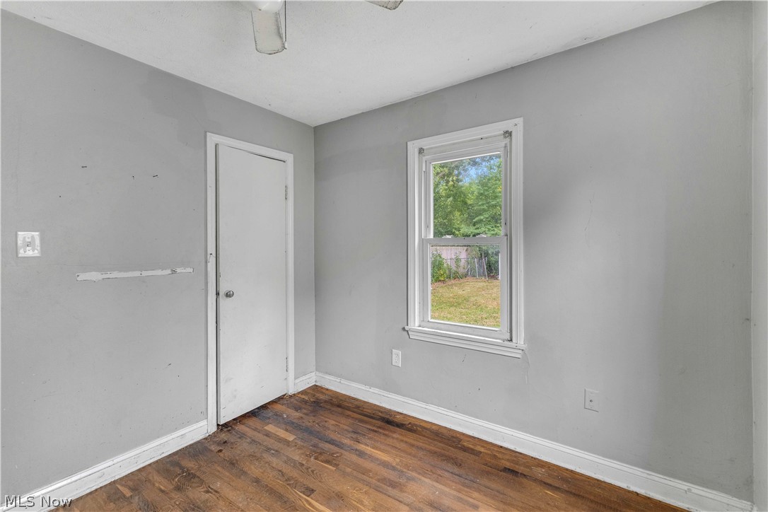 1936 Tait Street Property Photo 11