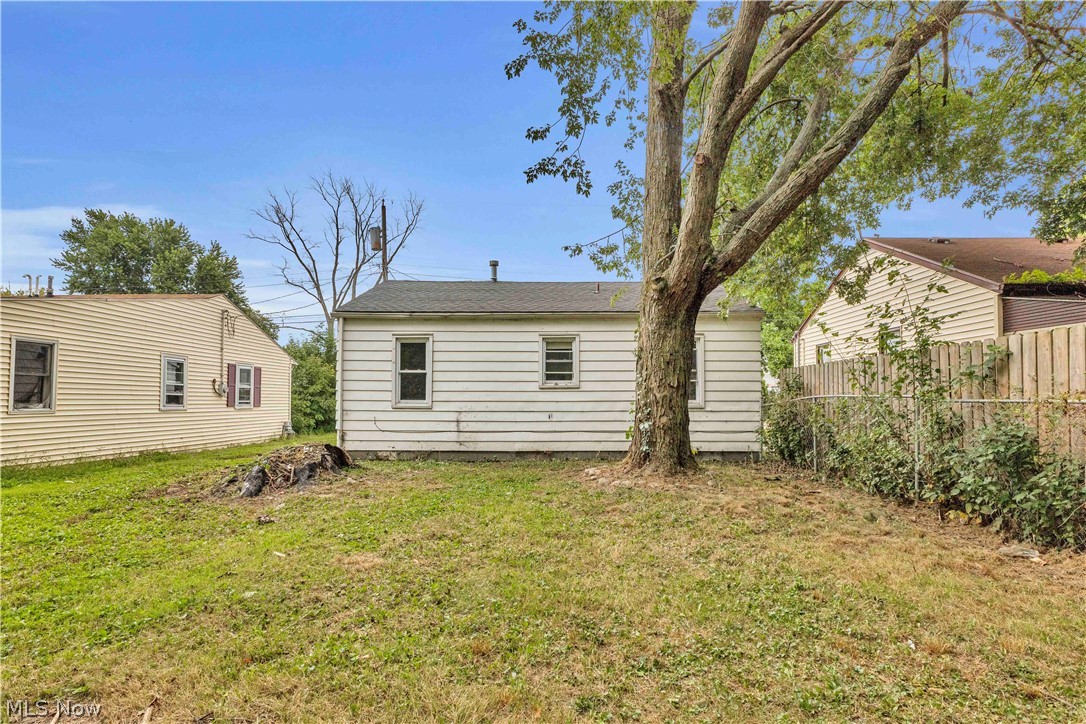 1936 Tait Street Property Photo 16