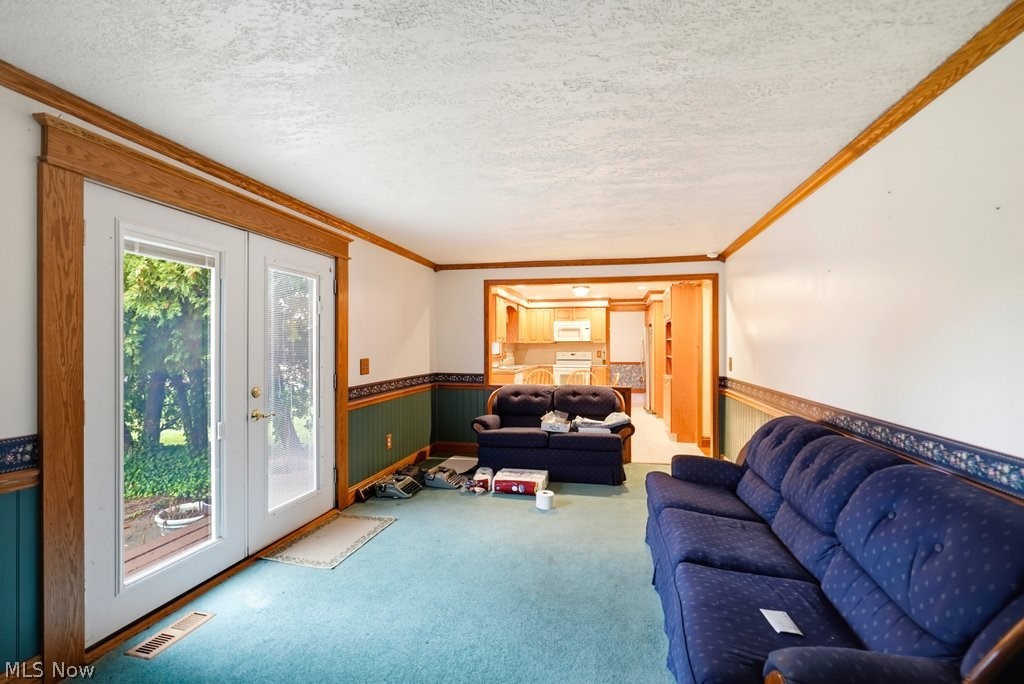 4209 Sunnyview Drive Property Photo 4