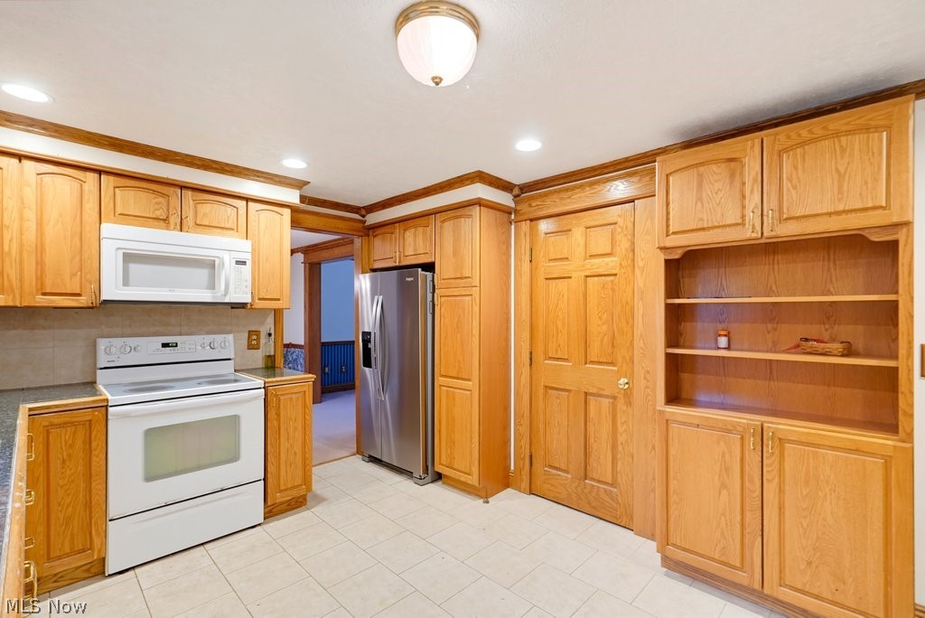 4209 Sunnyview Drive Property Photo 8