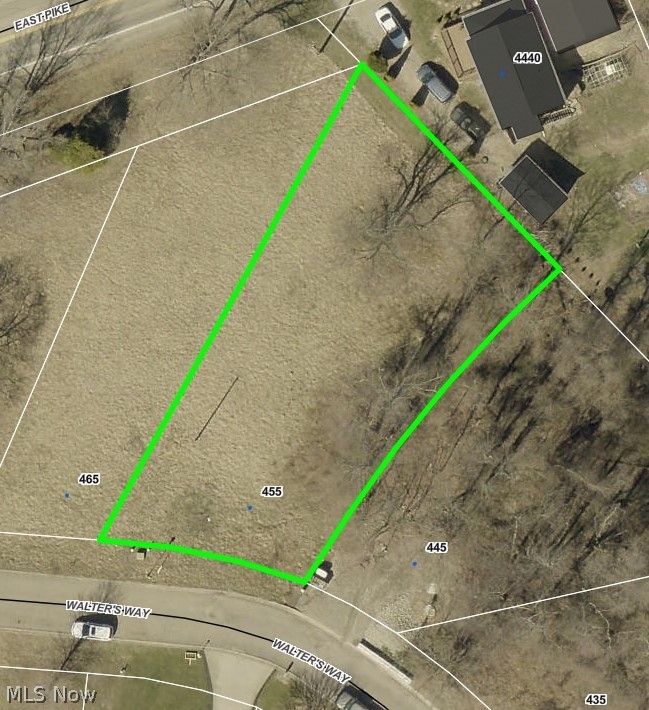 455 Walters Way Property Photo 1