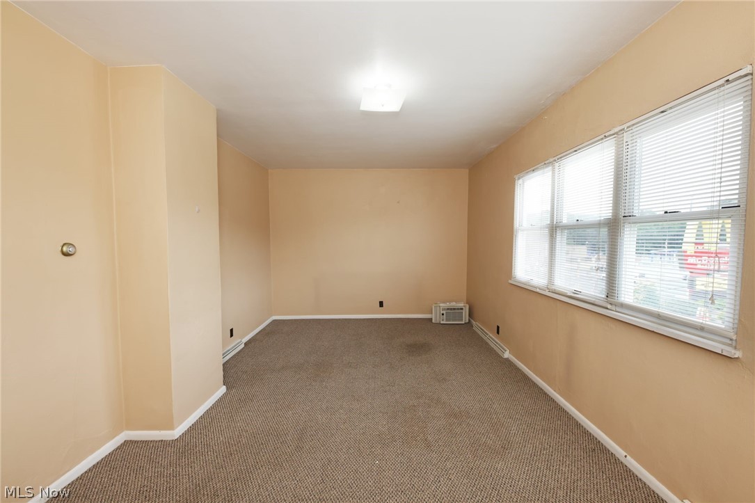 438 Carolina Ave Property Photo 16