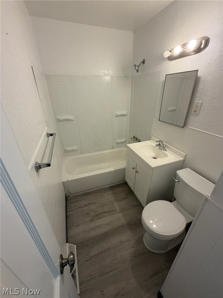25701 Richards Avenue Property Photo 9
