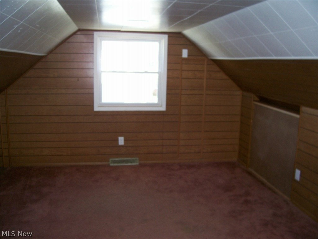25701 Richards Avenue Property Photo 10