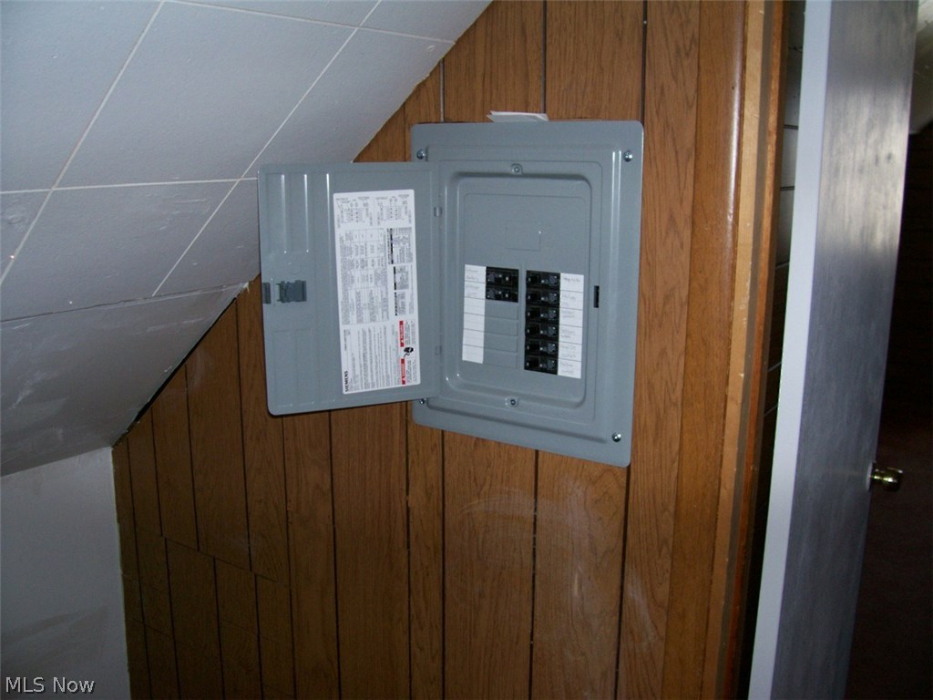 25701 Richards Avenue Property Photo 12