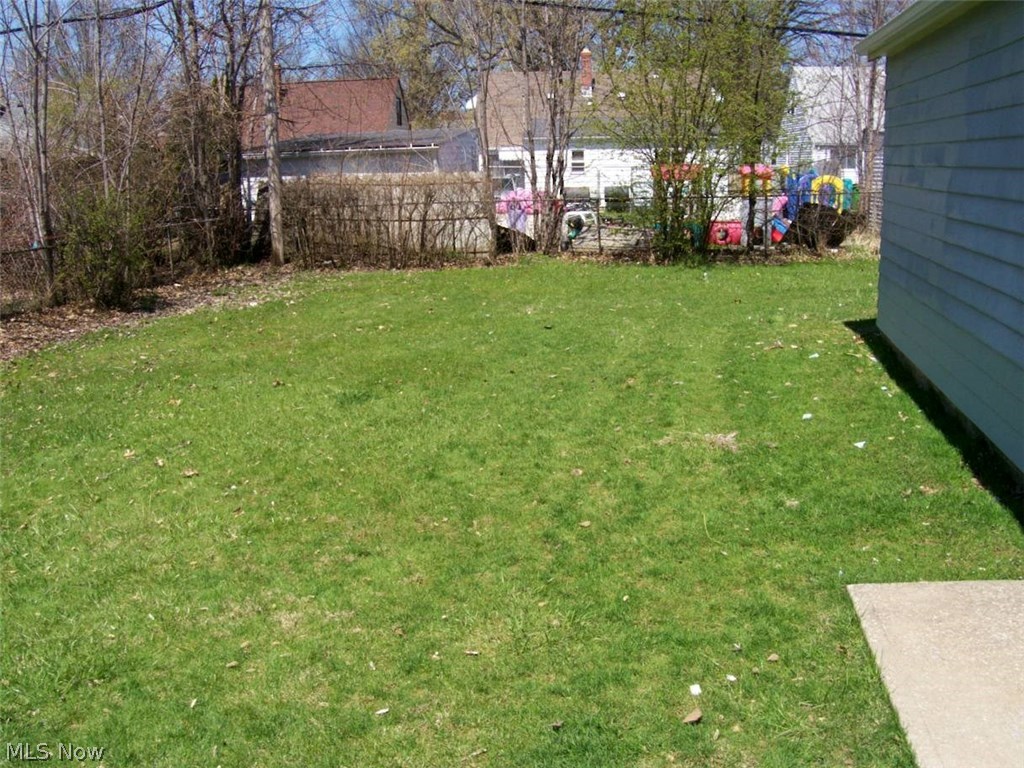 25701 Richards Avenue Property Photo 19
