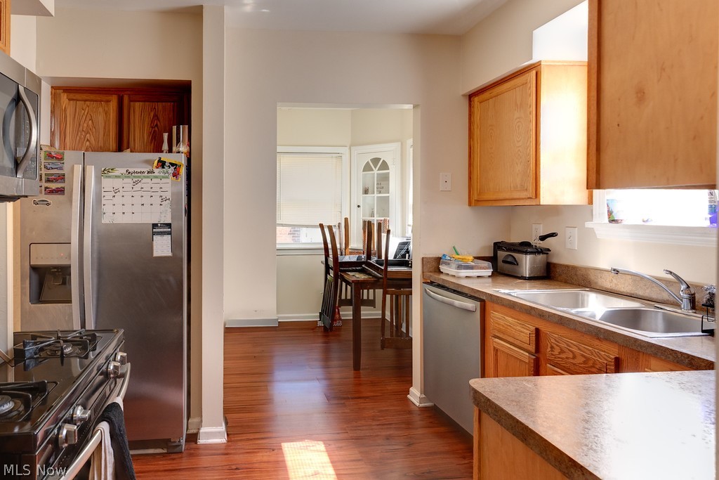 16612 Glendale Avenue Property Photo 3