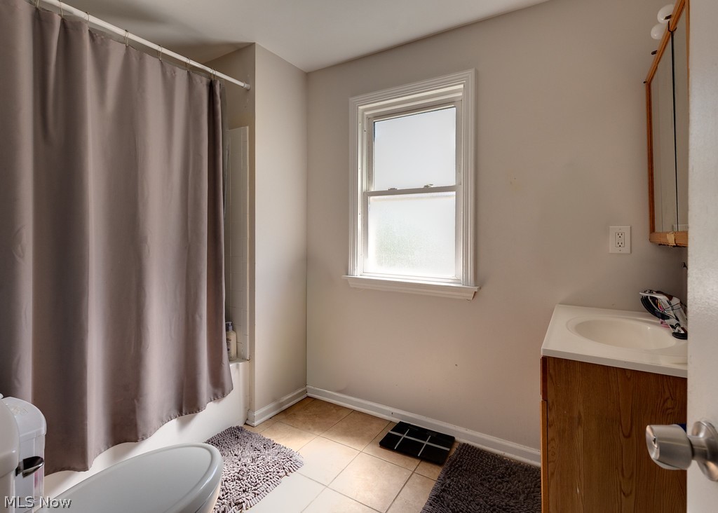 16612 Glendale Avenue Property Photo 10