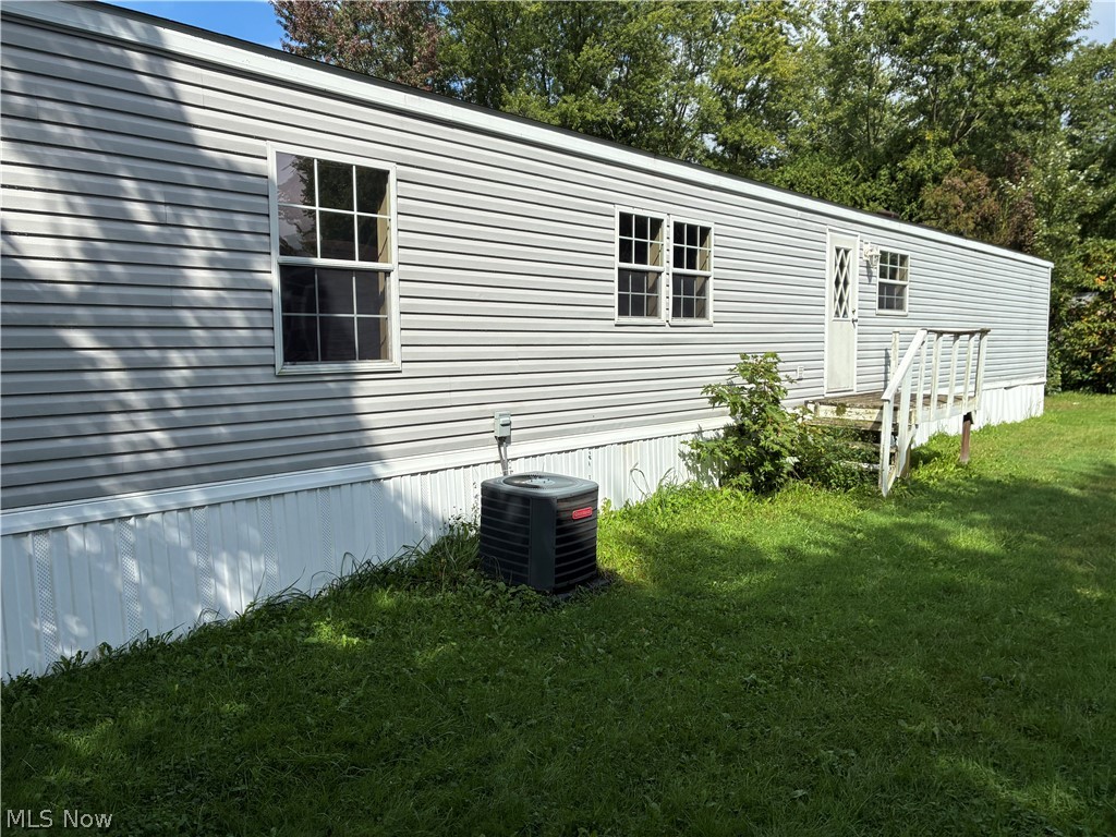 5 Carpenter Boulevard Property Photo 3