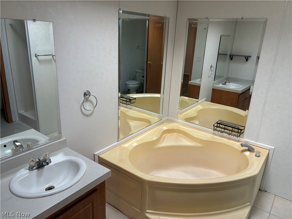 5 Carpenter Boulevard Property Photo 8