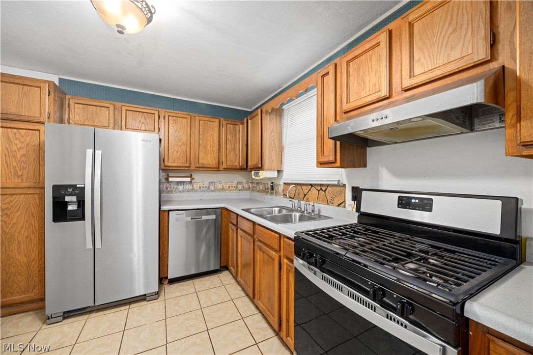 4105 Denison Avenue Property Photo 10