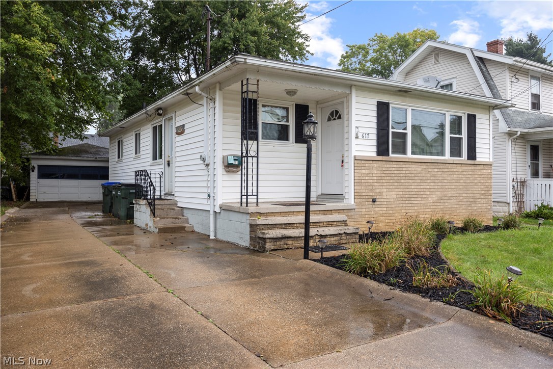 617 Marguerite Avenue Property Photo 1