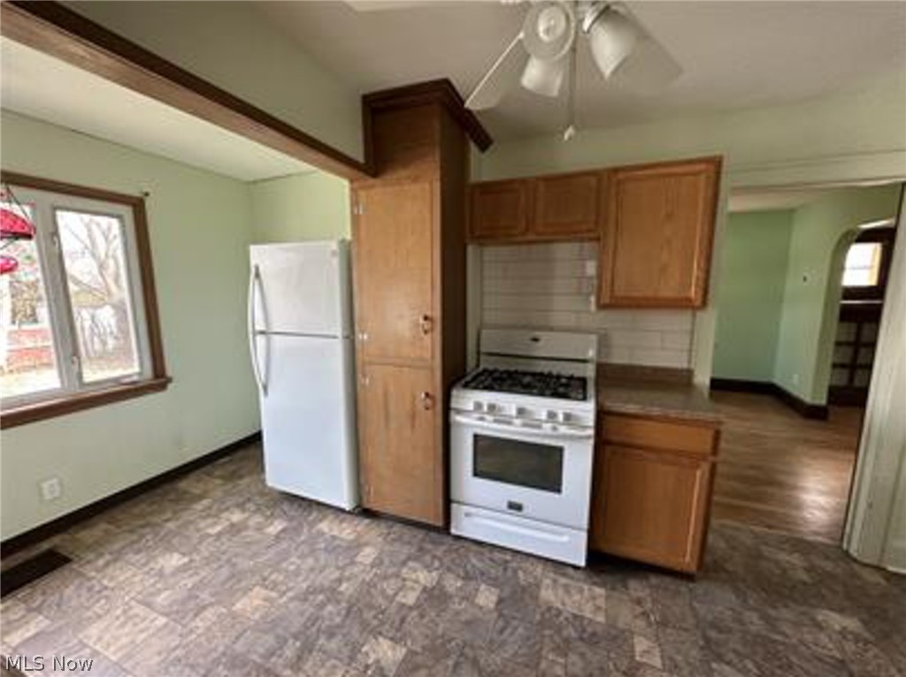 929 Jason Avenue Property Photo 8