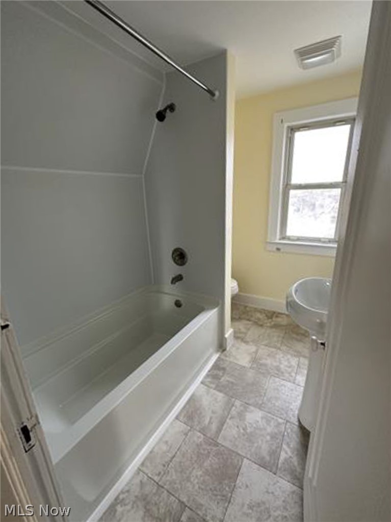 929 Jason Avenue Property Photo 13