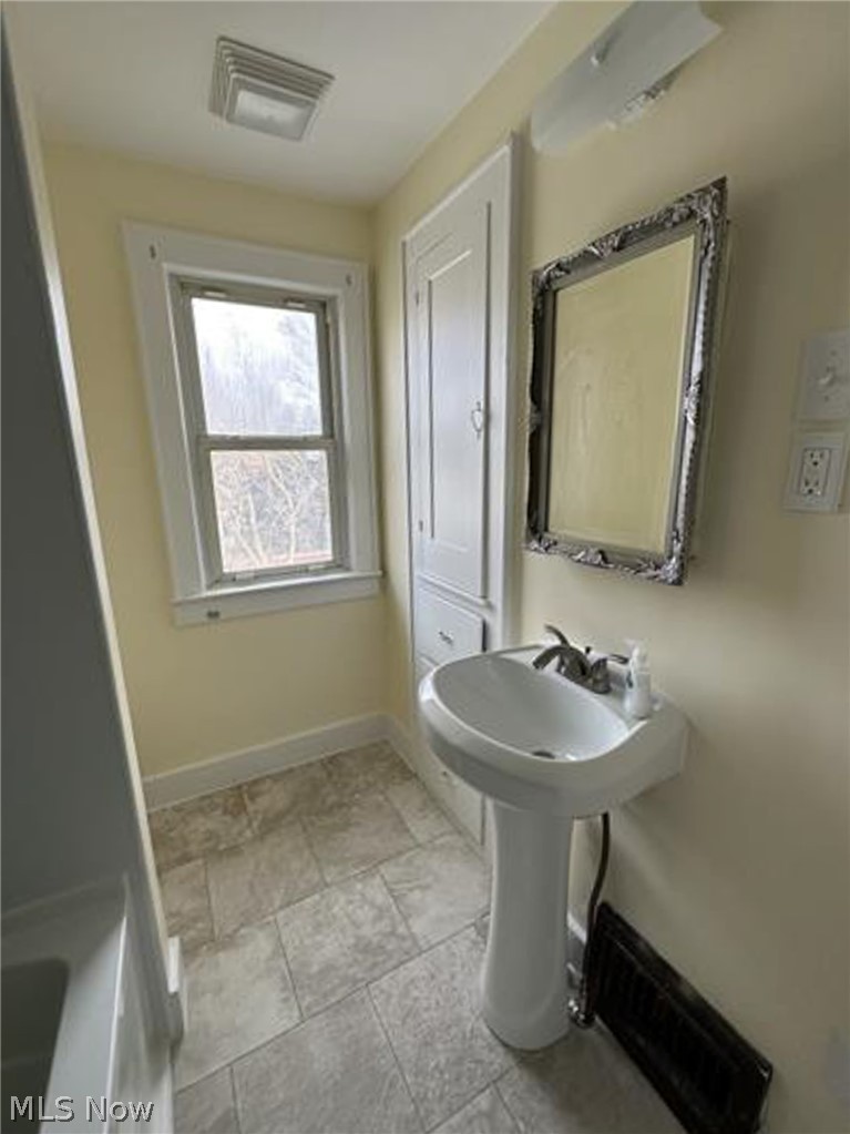 929 Jason Avenue Property Photo 14