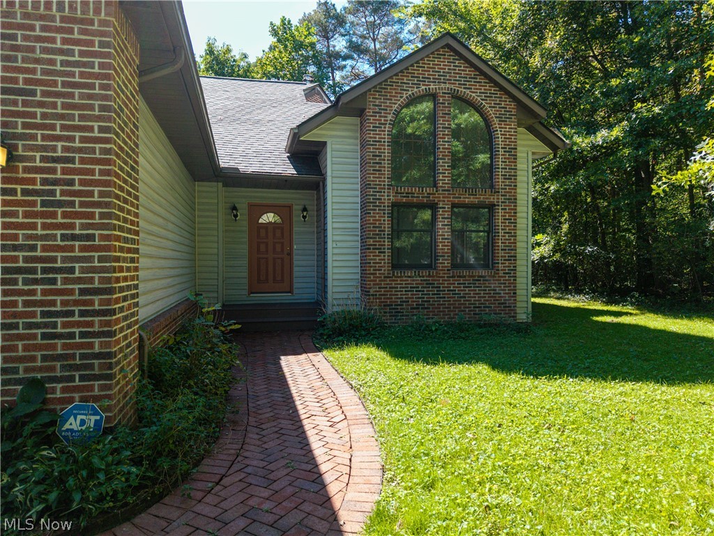 3126 Cliffside Drive Property Photo 3