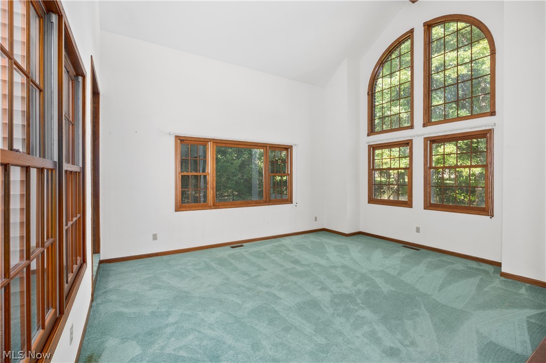 3126 Cliffside Drive Property Photo 9