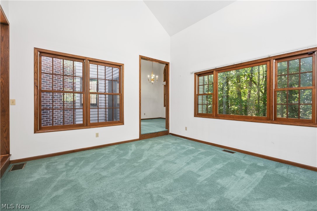 3126 Cliffside Drive Property Photo 10