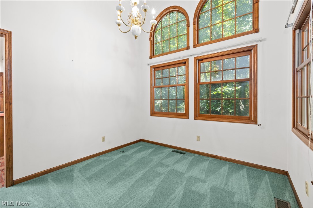 3126 Cliffside Drive Property Photo 12