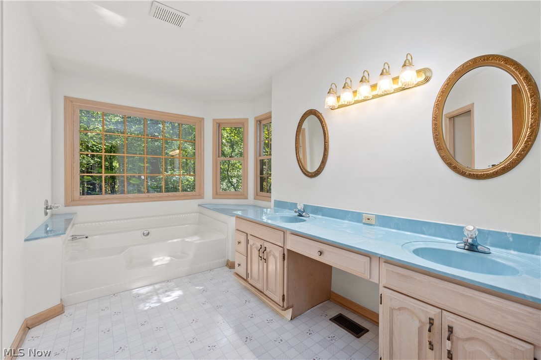 3126 Cliffside Drive Property Photo 21