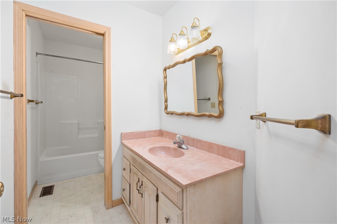 3126 Cliffside Drive Property Photo 28