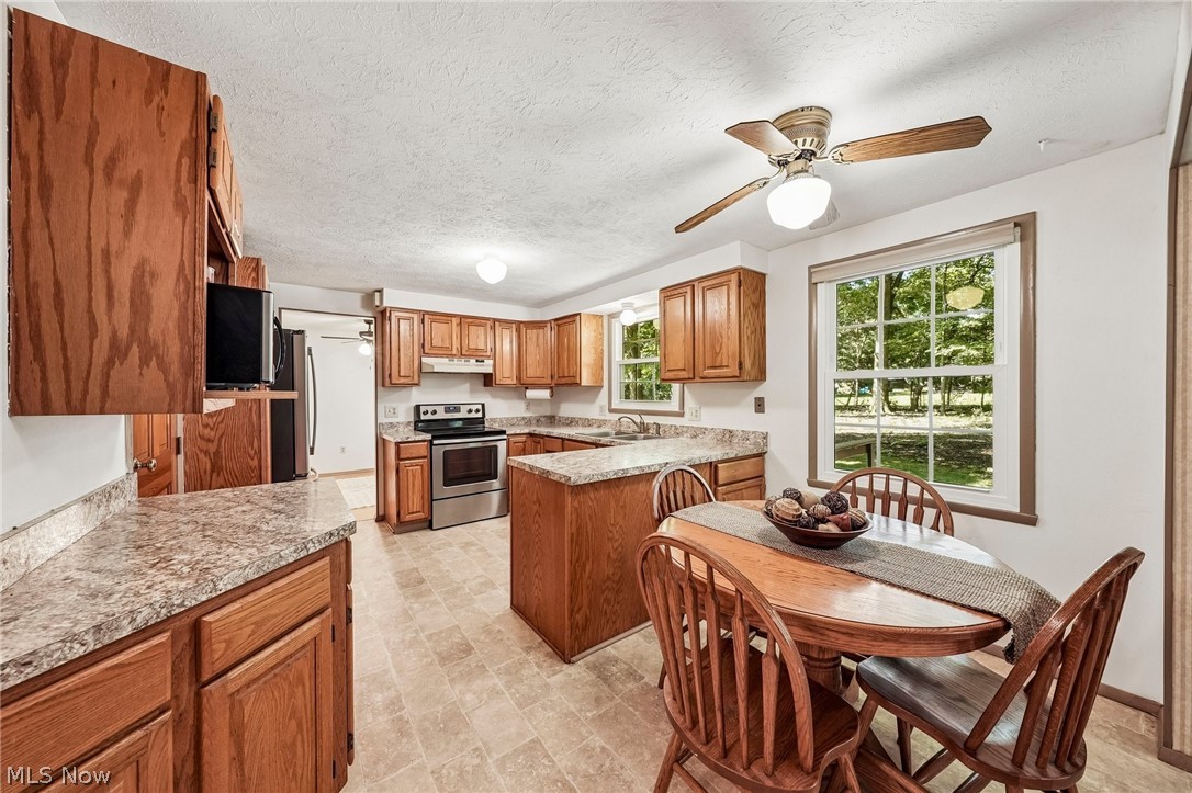 95 River Park Boulevard Property Photo 11