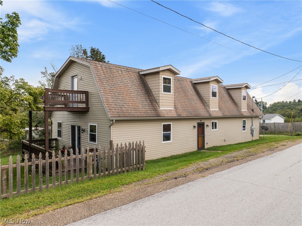 308 Carl Street