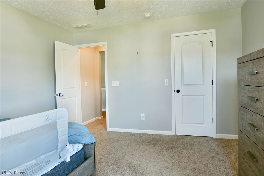 987 Hawkin Lane Property Photo 27