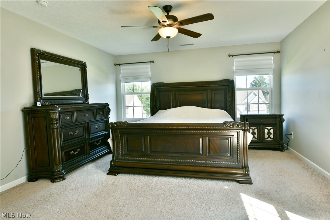 987 Hawkin Lane Property Photo 32