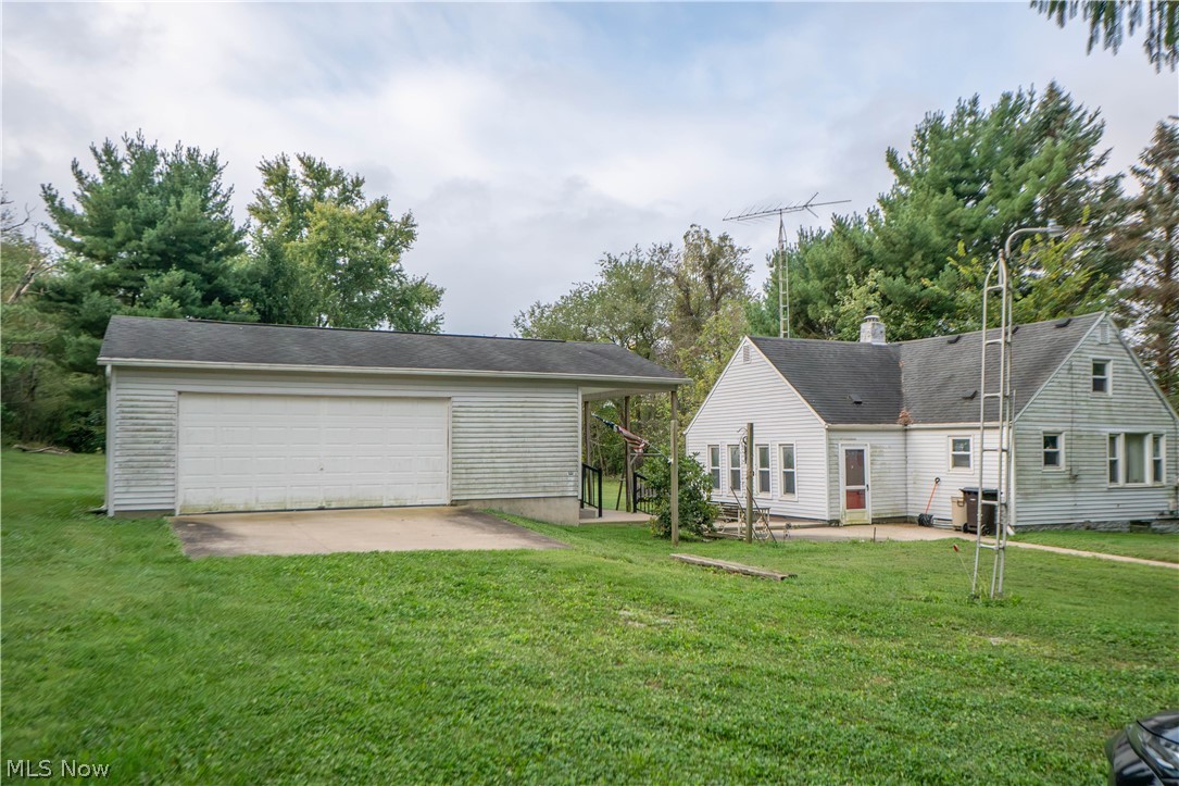1620 Baum Street Se Property Photo 1