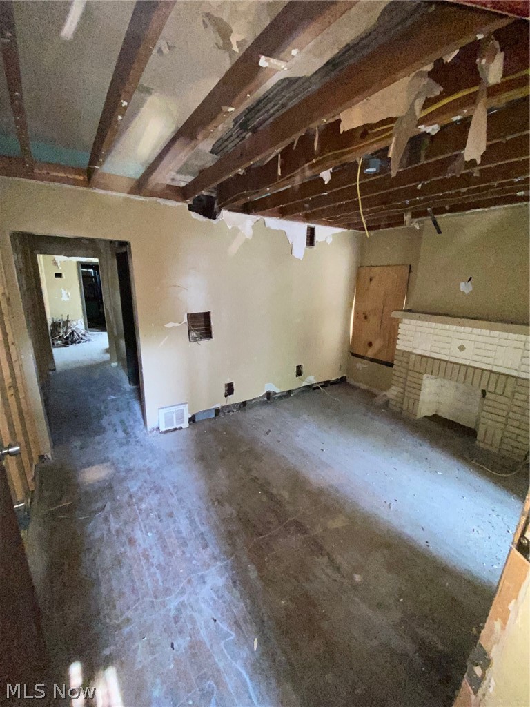 15213 Ridpath Avenue Property Photo 13