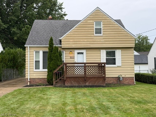 604 E 305th Street Property Photo 1