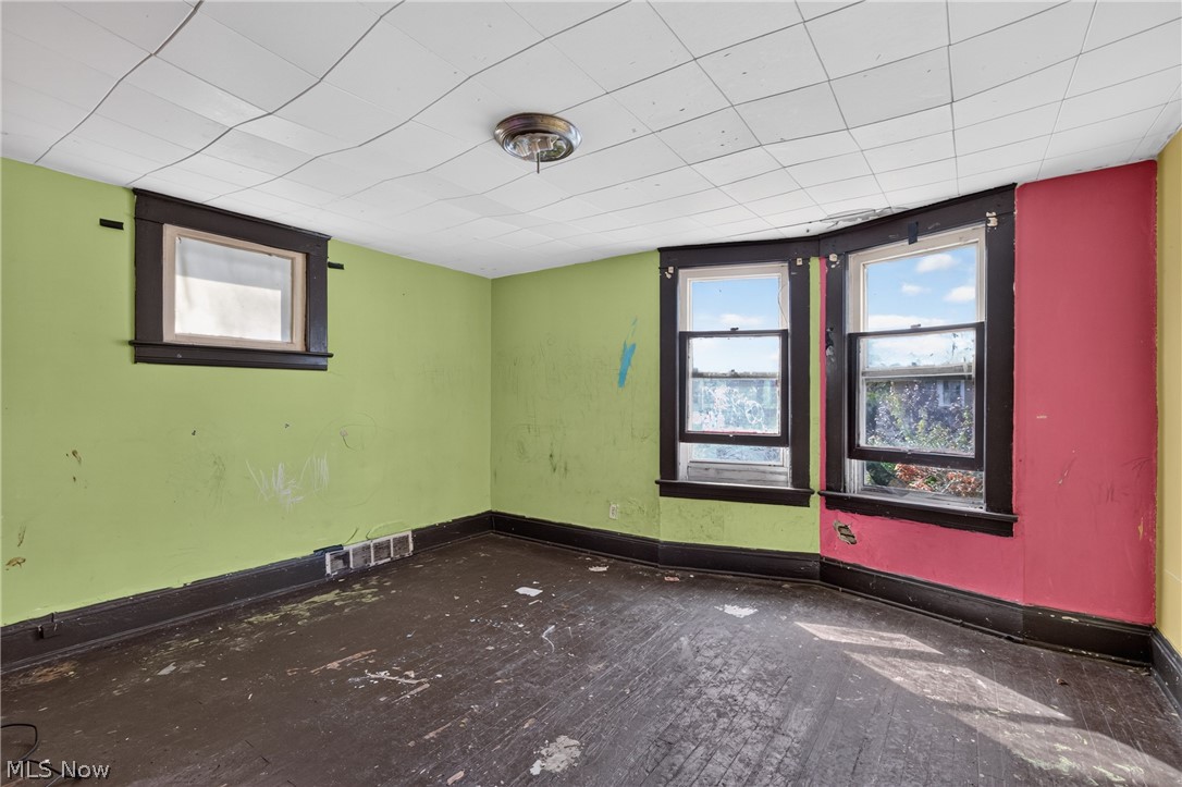 10101 North Boulevard Property Photo 35