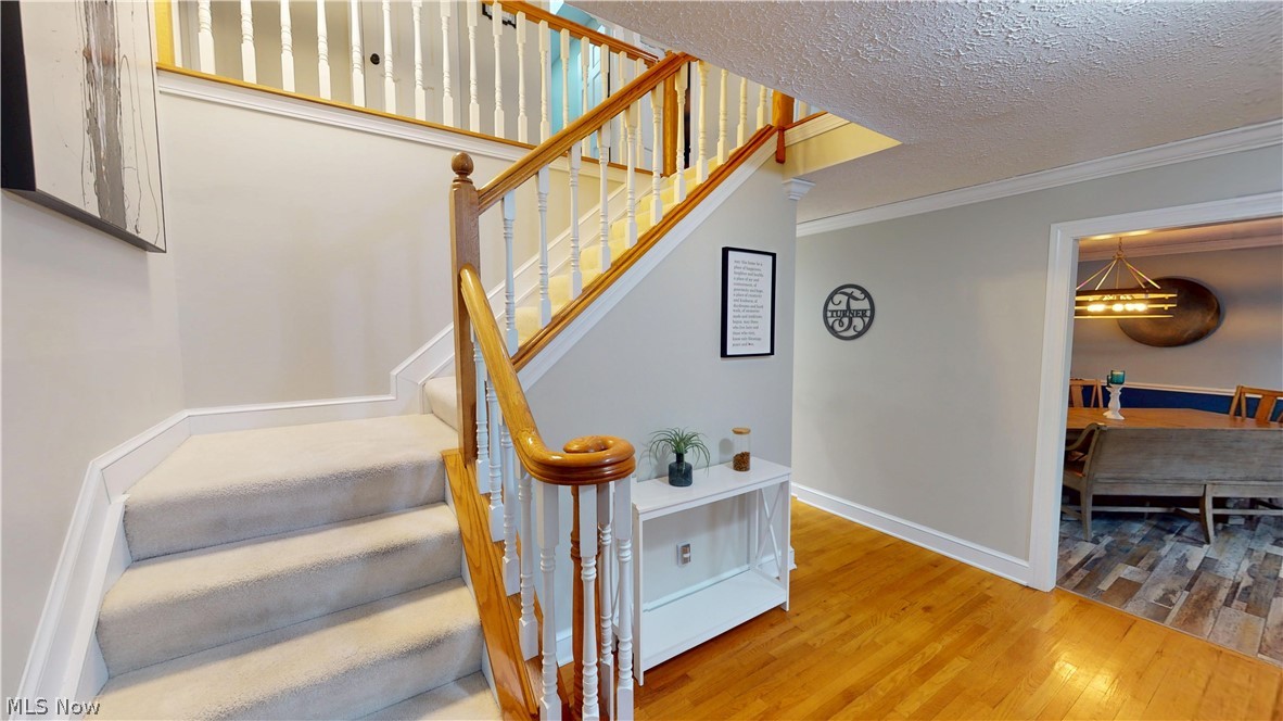 3020 Fox Burrow Drive Property Photo 4
