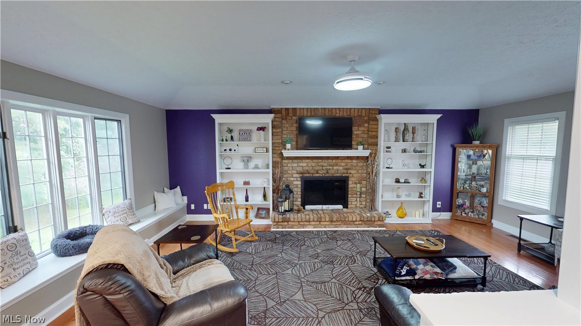 3020 Fox Burrow Drive Property Photo 5