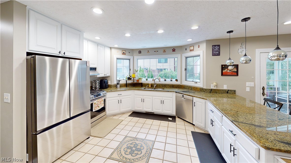 3020 Fox Burrow Drive Property Photo 10