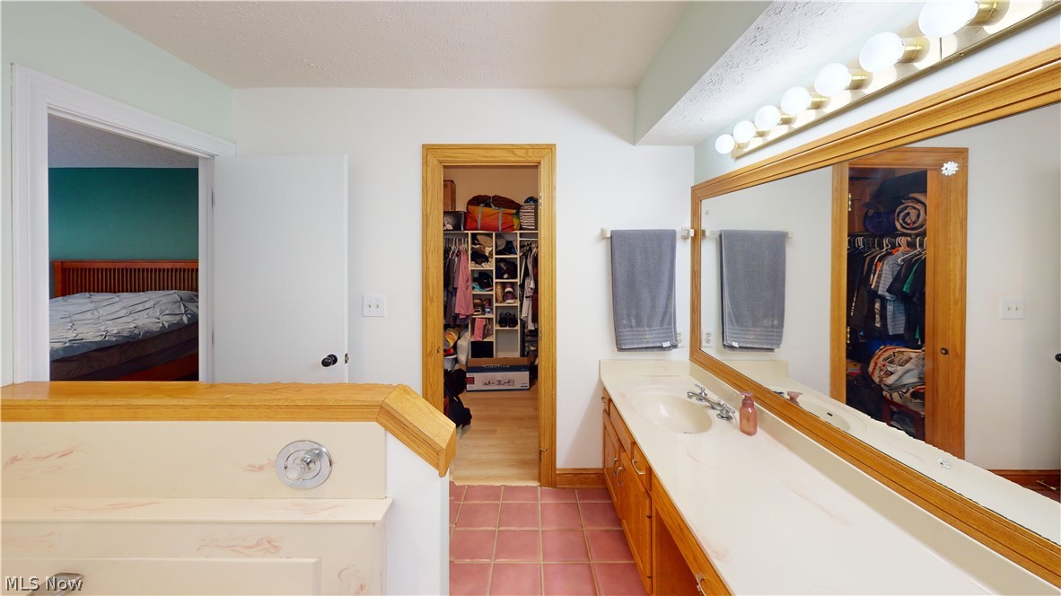 3020 Fox Burrow Drive Property Photo 39