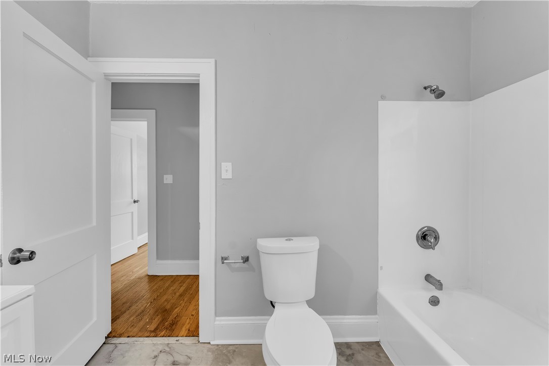 921 Helmsdale Road Property Photo 21