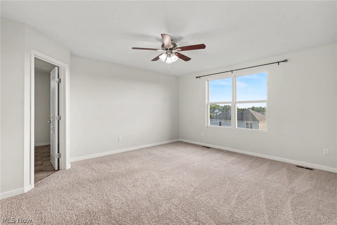 57 Garnett Circle Property Photo 4