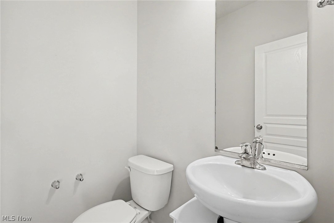 57 Garnett Circle Property Photo 9