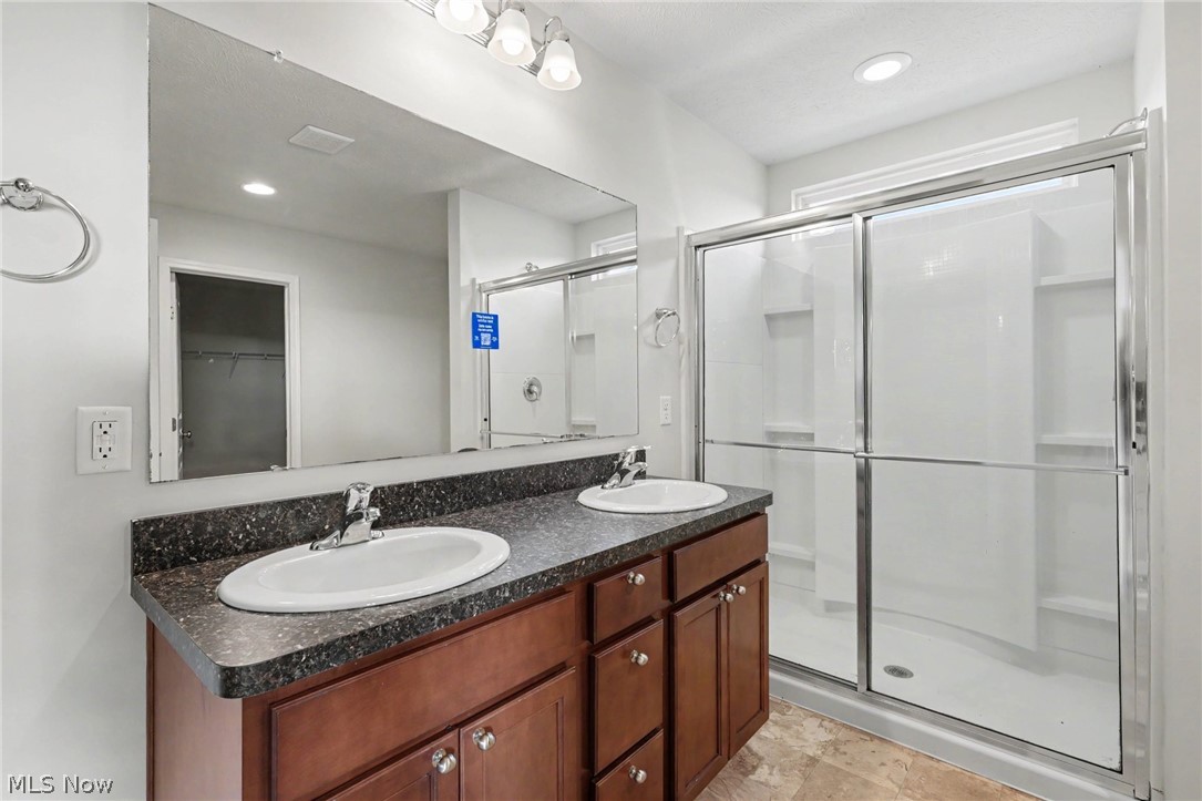 57 Garnett Circle Property Photo 11