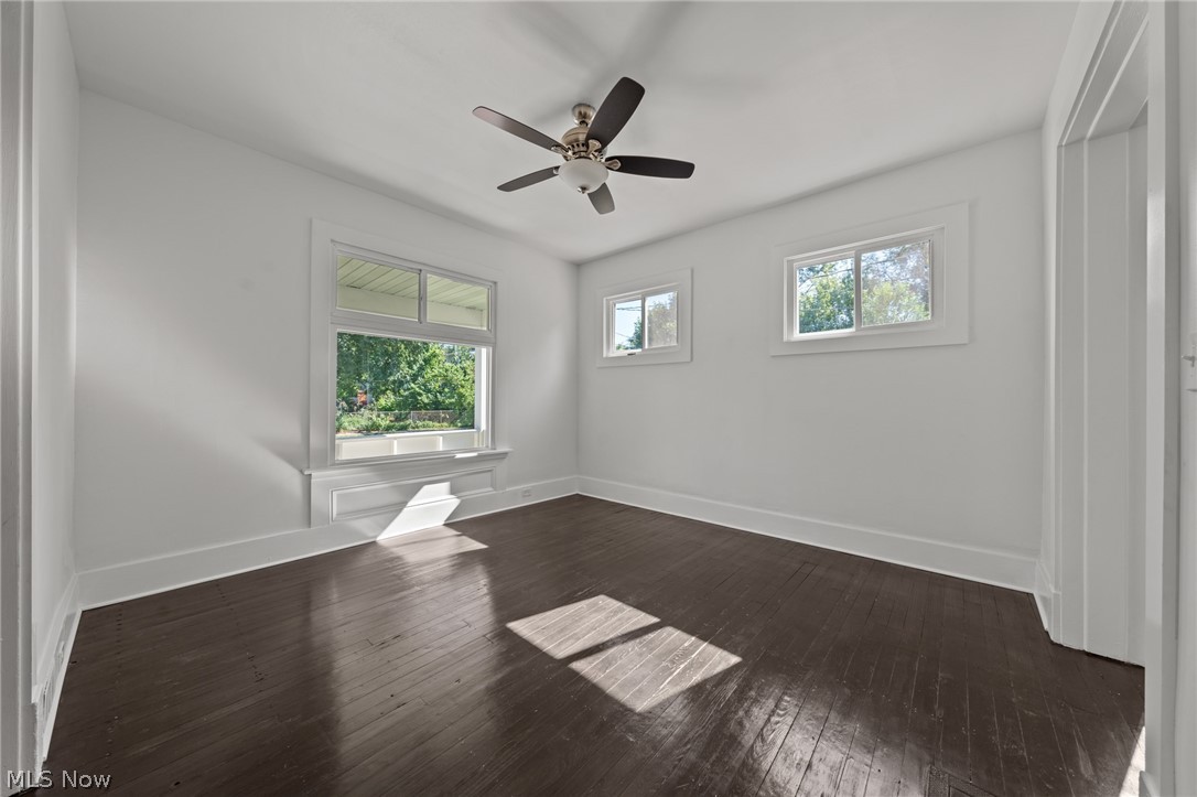 6209 Pear Avenue Property Photo 9