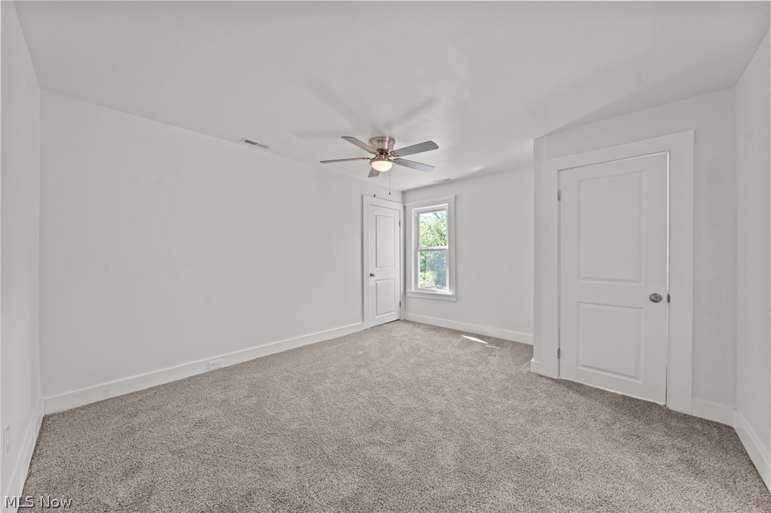 6209 Pear Avenue Property Photo 32
